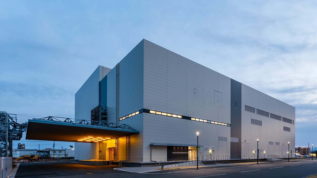 品川区の鍛治工事　有限会社ユニオンテック 「第一三共プロファーマ㈱平塚工場　第二無菌製剤棟建設工事」の施工事例写真